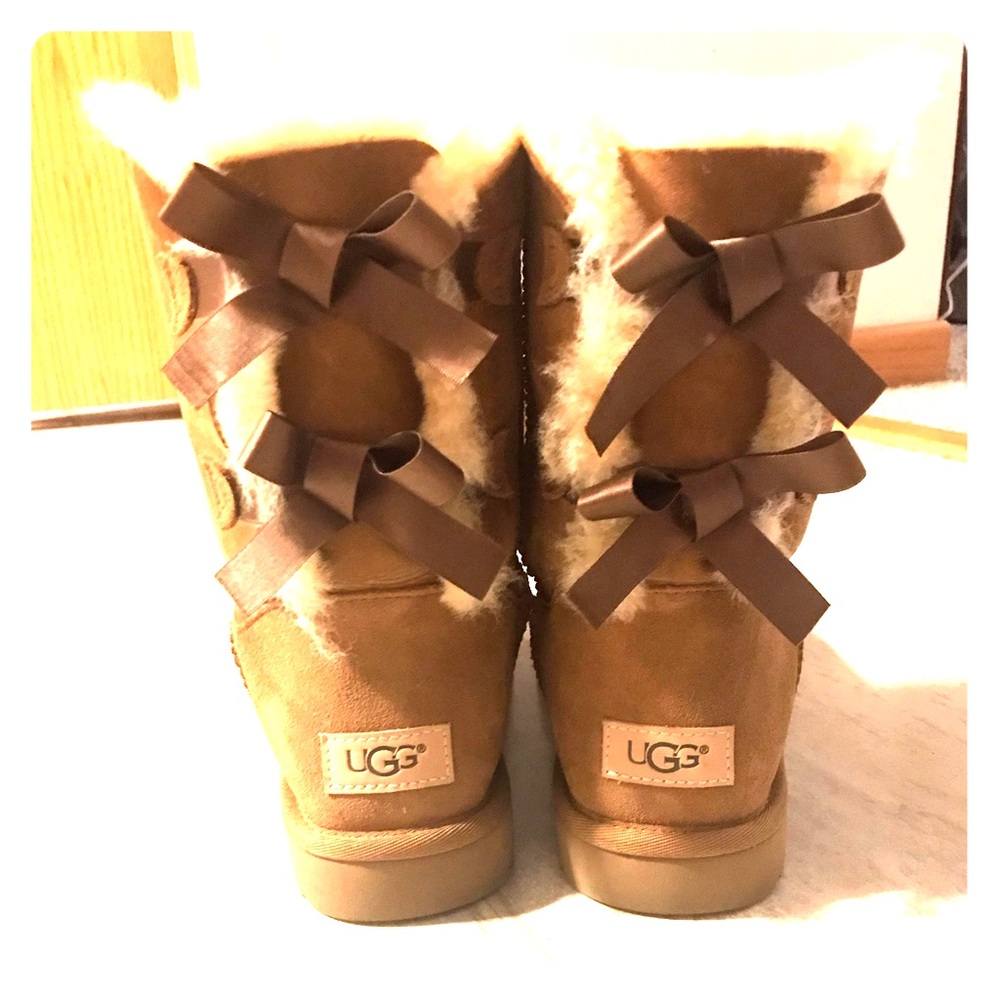 Ugg bow tie boots